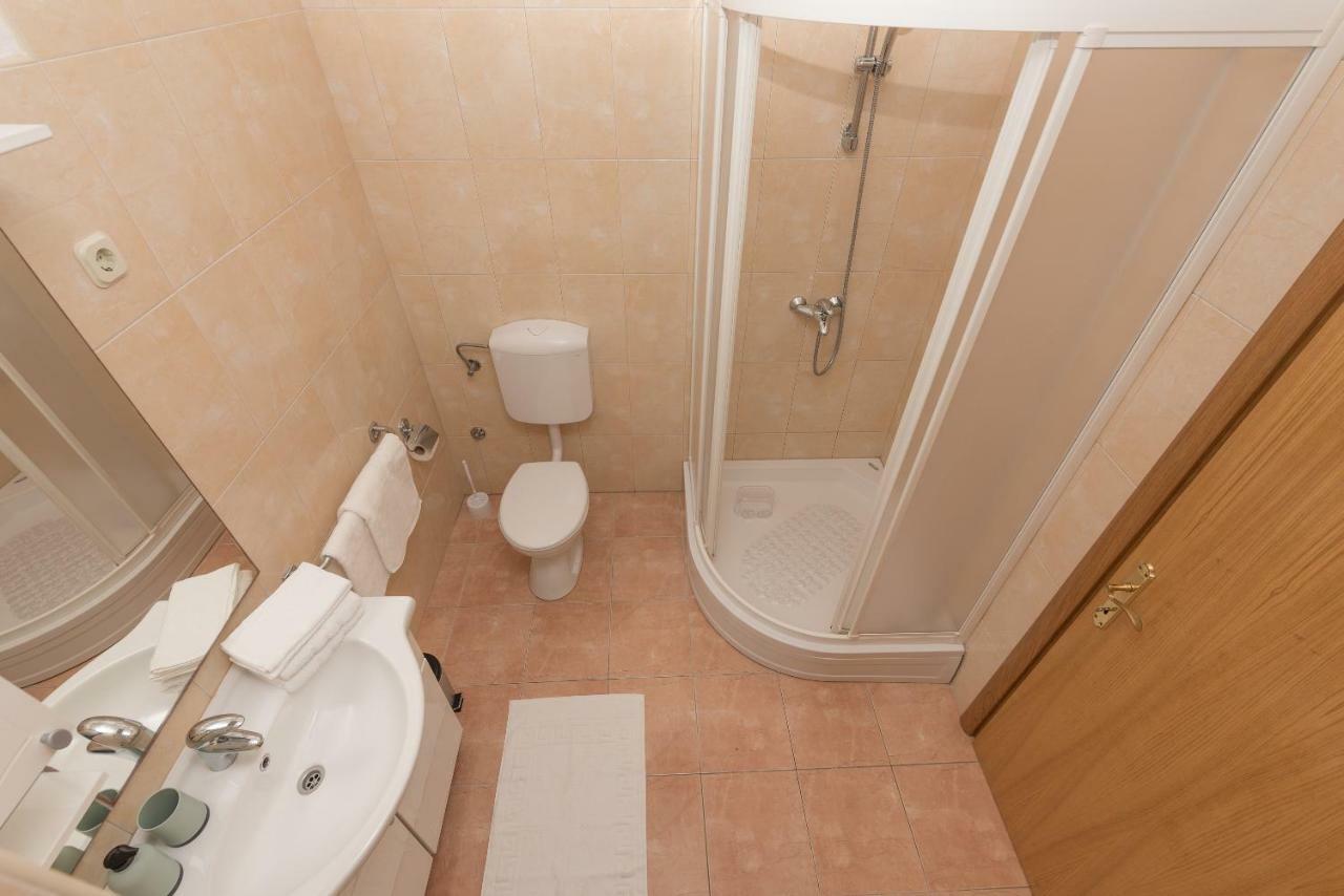 Apartmani Zara & Maris Gradac  Eksteriør bilde