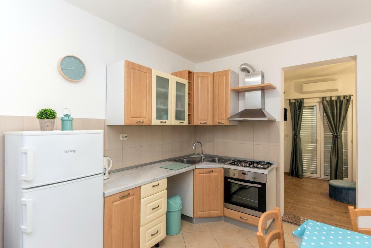 Apartmani Zara & Maris Gradac  Eksteriør bilde